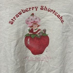 Vintage Strawberry Shortcake Long sleeve! ♡︎